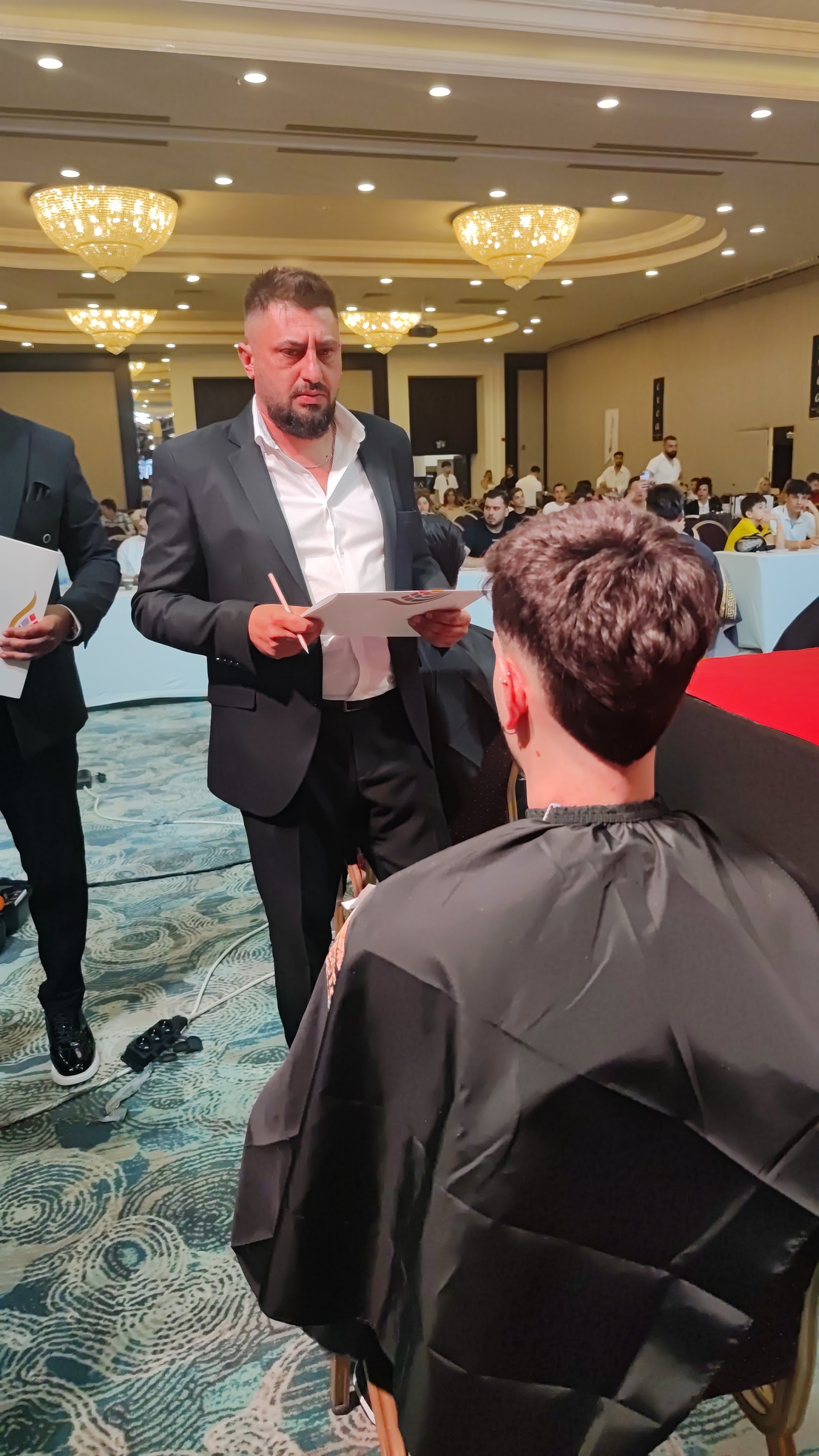 Kuaför Ceyhan Saç Tasarım kır düğünü mekanı — Merkez