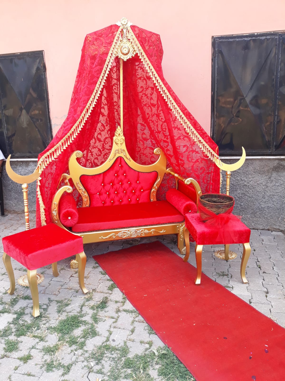 Uşak Doruk Düğün ve Toplantı Salonları